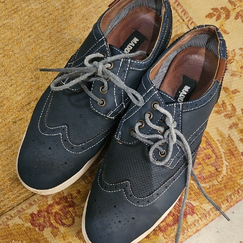 Malden Navy and Gray Men's Oxfords